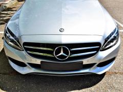 https://www.autoroyal.es/media/com_expautospro/images/big/turismos_todo_terrenos_y_furgonetas_mercedes_c_250d_5ee4b3421cf56.JPG
