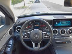 https://www.autoroyal.es/media/com_expautospro/images/big/turismos_todo_terrenos_y_furgonetas_mercedes_c_6a2ad66be96a8.JPG