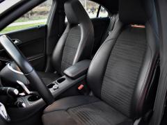 https://www.autoroyal.es/media/com_expautospro/images/big/turismos_todo_terrenos_y_furgonetas_mercedes_cla_200_63af375d7e195.JPG