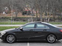 https://www.autoroyal.es/media/com_expautospro/images/big/turismos_todo_terrenos_y_furgonetas_mercedes_cla_200_63af3767ce063.JPG