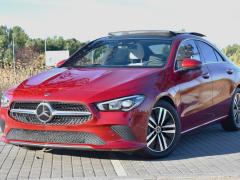 https://www.autoroyal.es/media/com_expautospro/images/big/turismos_todo_terrenos_y_furgonetas_mercedes_cla_200_68b81e37a14ee.JPG