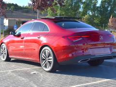 https://www.autoroyal.es/media/com_expautospro/images/big/turismos_todo_terrenos_y_furgonetas_mercedes_cla_200_68b81e38d3dc1.JPG