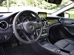 https://www.autoroyal.es/media/com_expautospro/images/big/turismos_todo_terrenos_y_furgonetas_mercedes_cla_200_shooting_brake_5f6b6afe087d0.JPG
