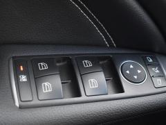 https://www.autoroyal.es/media/com_expautospro/images/big/turismos_todo_terrenos_y_furgonetas_mercedes_cla_200_shooting_brake_5f6b6b04016c7.JPG