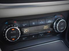 https://www.autoroyal.es/media/com_expautospro/images/big/turismos_todo_terrenos_y_furgonetas_mercedes_cla_623b461b1a2d3.JPG