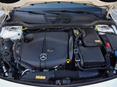 https://www.autoroyal.es/media/com_expautospro/images/big/turismos_todo_terrenos_y_furgonetas_mercedes_cla_69cbdb966a229.JPG