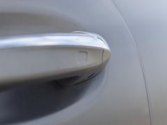 https://www.autoroyal.es/media/com_expautospro/images/big/turismos_todo_terrenos_y_furgonetas_mercedes_cla_6a9afb6c18bd0.JPG