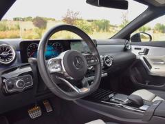 https://www.autoroyal.es/media/com_expautospro/images/big/turismos_todo_terrenos_y_furgonetas_mercedes_cla_6a9afb6d6aa32.JPG