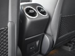 https://www.autoroyal.es/media/com_expautospro/images/big/turismos_todo_terrenos_y_furgonetas_mercedes_cla_6a9afb7185646.JPG