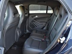 https://www.autoroyal.es/media/com_expautospro/images/big/turismos_todo_terrenos_y_furgonetas_mercedes_cla_shooting_brake_6303644fce54b.JPG