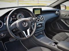 https://www.autoroyal.es/media/com_expautospro/images/big/turismos_todo_terrenos_y_furgonetas_mercedes_clase_a220d_623c911c14ca9.JPG