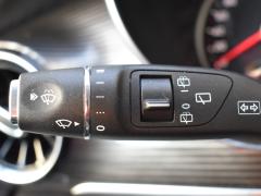 https://www.autoroyal.es/media/com_expautospro/images/big/turismos_todo_terrenos_y_furgonetas_mercedes_clase_v_69c57999dd6cb.JPG