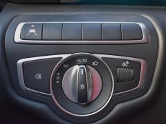 https://www.autoroyal.es/media/com_expautospro/images/big/turismos_todo_terrenos_y_furgonetas_mercedes_clase_v_69c5799da870d.JPG