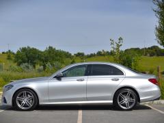 https://www.autoroyal.es/media/com_expautospro/images/big/turismos_todo_terrenos_y_furgonetas_mercedes_e_220_68343d2945ffe.JPG