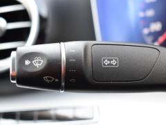 https://www.autoroyal.es/media/com_expautospro/images/big/turismos_todo_terrenos_y_furgonetas_mercedes_e_220_68343d2b8e789.JPG