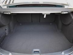 https://www.autoroyal.es/media/com_expautospro/images/big/turismos_todo_terrenos_y_furgonetas_mercedes_e_220_68343d31e9b64.JPG