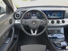 https://www.autoroyal.es/media/com_expautospro/images/big/turismos_todo_terrenos_y_furgonetas_mercedes_e_220_68343d932264c.JPG