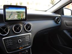 https://www.autoroyal.es/media/com_expautospro/images/big/turismos_todo_terrenos_y_furgonetas_mercedes_gla_200_650ec69b86ab5.JPG