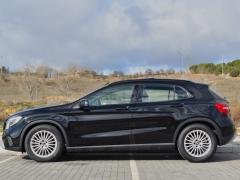 https://www.autoroyal.es/media/com_expautospro/images/big/turismos_todo_terrenos_y_furgonetas_mercedes_gla_200_67815303ca264.JPG
