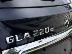 https://www.autoroyal.es/media/com_expautospro/images/big/turismos_todo_terrenos_y_furgonetas_mercedes_gla_220_653f961870804.JPG