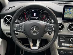 https://www.autoroyal.es/media/com_expautospro/images/big/turismos_todo_terrenos_y_furgonetas_mercedes_gla_220_653f9621a6d21.JPG