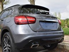 https://www.autoroyal.es/media/com_expautospro/images/big/turismos_todo_terrenos_y_furgonetas_mercedes_gla_607195ceb4e8b.JPG