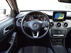 https://www.autoroyal.es/media/com_expautospro/images/big/turismos_todo_terrenos_y_furgonetas_mercedes_gla_664c7e111d90a.JPG