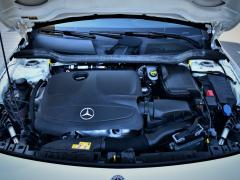 https://www.autoroyal.es/media/com_expautospro/images/big/turismos_todo_terrenos_y_furgonetas_mercedes_gla_664c7e139b840.JPG