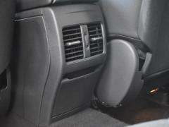 https://www.autoroyal.es/media/com_expautospro/images/big/turismos_todo_terrenos_y_furgonetas_mercedes_gla_67fe96f02ee4f.JPG