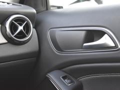 https://www.autoroyal.es/media/com_expautospro/images/big/turismos_todo_terrenos_y_furgonetas_mercedes_gla_67fe96f0e83e1.JPG