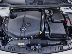 https://www.autoroyal.es/media/com_expautospro/images/big/turismos_todo_terrenos_y_furgonetas_mercedes_gla_67fe96f2b79b5.JPG