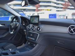 https://www.autoroyal.es/media/com_expautospro/images/big/turismos_todo_terrenos_y_furgonetas_mercedes_gla_67fe977b6ca00.JPG