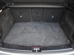 https://www.autoroyal.es/media/com_expautospro/images/big/turismos_todo_terrenos_y_furgonetas_mercedes_gla_681247d21b40e.JPG