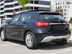https://www.autoroyal.es/media/com_expautospro/images/big/turismos_todo_terrenos_y_furgonetas_mercedes_gla_6859648eb78df.JPG