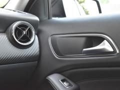 https://www.autoroyal.es/media/com_expautospro/images/big/turismos_todo_terrenos_y_furgonetas_mercedes_gla_68596492b2a7e.JPG