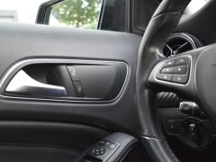 https://www.autoroyal.es/media/com_expautospro/images/big/turismos_todo_terrenos_y_furgonetas_mercedes_gla_68596492b3107.JPG