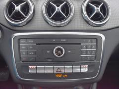 https://www.autoroyal.es/media/com_expautospro/images/big/turismos_todo_terrenos_y_furgonetas_mercedes_gla_68f9f5bb662a7.JPG