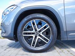 https://www.autoroyal.es/media/com_expautospro/images/big/turismos_todo_terrenos_y_furgonetas_mercedes_gla_69dfca9936bc7.JPG