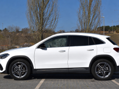 https://www.autoroyal.es/media/com_expautospro/images/big/turismos_todo_terrenos_y_furgonetas_mercedes_gla_6a145f4b65876.png