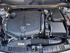 https://www.autoroyal.es/media/com_expautospro/images/big/turismos_todo_terrenos_y_furgonetas_mercedes_gla_6a4d2201060d7.JPG