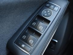 https://www.autoroyal.es/media/com_expautospro/images/big/turismos_todo_terrenos_y_furgonetas_mercedes_gla_6a4d220285cde.JPG