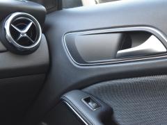 https://www.autoroyal.es/media/com_expautospro/images/big/turismos_todo_terrenos_y_furgonetas_mercedes_gla_6a4d220b0af01.JPG