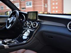 https://www.autoroyal.es/media/com_expautospro/images/big/turismos_todo_terrenos_y_furgonetas_mercedes_glc_5f9d558642f96.JPG