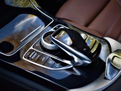 https://www.autoroyal.es/media/com_expautospro/images/big/turismos_todo_terrenos_y_furgonetas_mercedes_glc_5f9d558acabe0.JPG