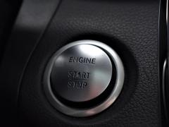 https://www.autoroyal.es/media/com_expautospro/images/big/turismos_todo_terrenos_y_furgonetas_mercedes_glc_600036663eb86.JPG