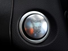 https://www.autoroyal.es/media/com_expautospro/images/big/turismos_todo_terrenos_y_furgonetas_mercedes_glc_65c766efb40d8.JPG