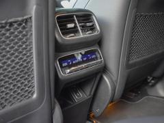 https://www.autoroyal.es/media/com_expautospro/images/big/turismos_todo_terrenos_y_furgonetas_mercedes_gle_682e008bbff9c.JPG