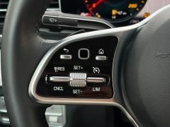 https://www.autoroyal.es/media/com_expautospro/images/big/turismos_todo_terrenos_y_furgonetas_mercedes_gle_6a7f489d4051c.jpeg