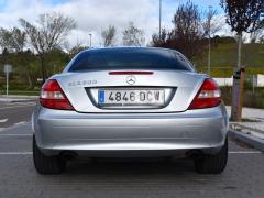 https://www.autoroyal.es/media/com_expautospro/images/big/turismos_todo_terrenos_y_furgonetas_mercedes_slk_200_6602f6b16feb7.JPG