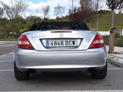 https://www.autoroyal.es/media/com_expautospro/images/big/turismos_todo_terrenos_y_furgonetas_mercedes_slk_200_6602f6b3139f7.JPG